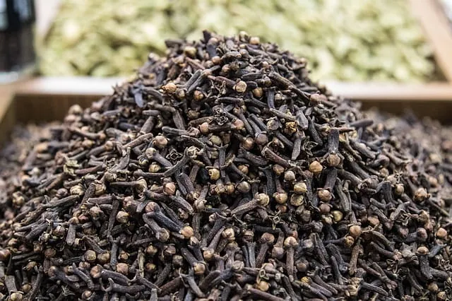 Buy Cloves Online Wholesale price
